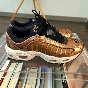 Airmax tailwind 4 women’s
